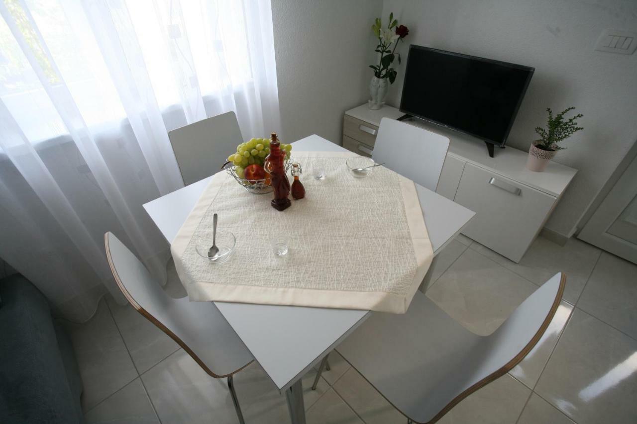 דירות טרוגיר Apartman Fantasy מראה חיצוני תמונה