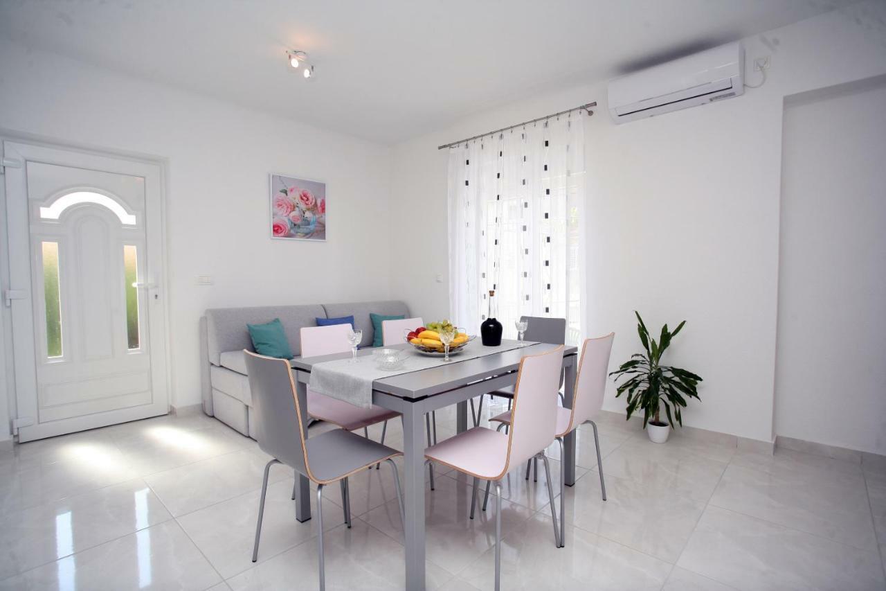 דירות טרוגיר Apartman Fantasy מראה חיצוני תמונה