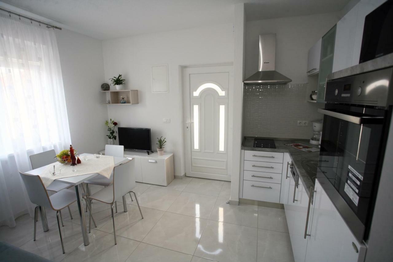 דירות טרוגיר Apartman Fantasy מראה חיצוני תמונה